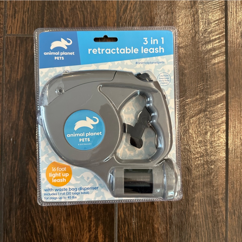 3 in 1 Brand New grey retractable pet leash- lights up - 16 feet